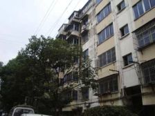 盛达新村4楼 101平 中装库15平 户型方正