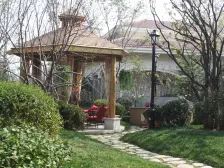 买他,经十路地铁口旁,改善小别墅。