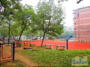 【航空三院】| 长沙市雨花区航空路166号花郡小区13栋1306房