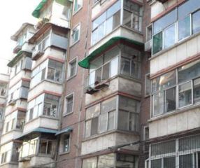 桃园四巷土畜产宿舍两室一厅中间层对桃园37中