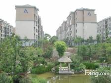 建业森林半岛(上街) 带电梯 朝南 商业配套成熟 低密度社区