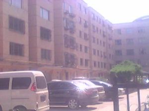 光华街 摩尔城 三居室 采光足 生活便利 交通方便