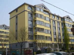 海东路人和小区正规两居室业主诚心出售