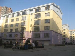 小区临近地铁口,步梯三楼,普通装修上班族优选总价低