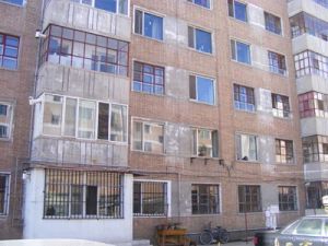 政法小区 2室2厅 南 北