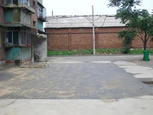 房主诚心出售,价钱合适 ,产权清晰