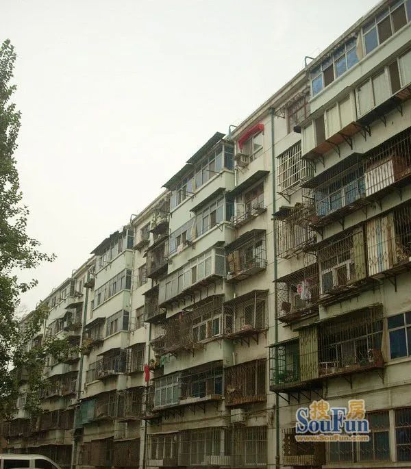 小区相关图