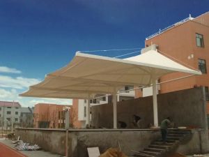 配套设施完善 小区地理位置优越,配交通出行方便