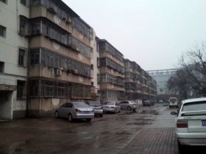 老本可贷款,南北通,好楼层,全天采光,带车库。