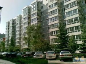 青城公园精装电梯三居室低楼层配套全采光好交通