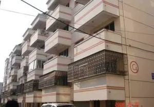 展东路 简单装修 两居室 位置好