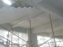 河医旁,南北通透三居室,采光通风视野好