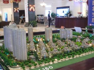 中海别墅房本面积323平地上三层 地下一层