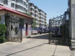 锡小总校步梯三楼采光充足南北通透出行便捷