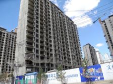 昆区 华发新城 206平大平层 四室两厅三卫 带家具家电