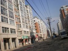 2楼,一 室一厅 交通便利 繁华商圈 商品房