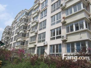 华都小区,近北海古德,大三室精装带地下室价格可议
