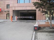 此小区位置好,环境好,近地铁,精品装修,格局板正