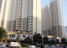 五一钻界海上银座1室1厅南