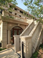 青特城,精装修小套三,满五唯一,楼层好,不挡光