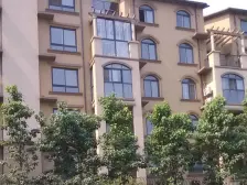 建业联盟新城三期115平三室 出行方便