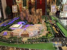 此房满五 精装修 四房两厅两卫 户型方正 光线充足