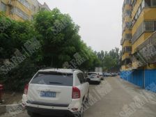 凌云小区西区高楼层诚心出售相中价格可谈!!!