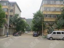 3室朝阳 精装修 全明户型 东边户 餐厅大窗户