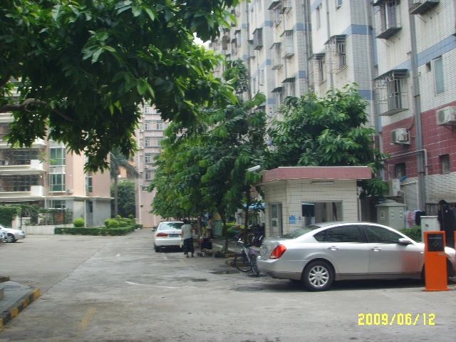 小区相关图