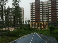 顶加阁 带车位小棚 满二 毛坯 随时看房