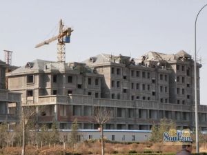 昌邑香邑花园99平大两室带附房33万 交通方便