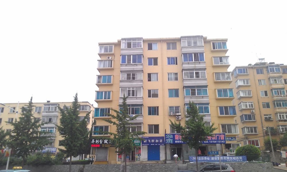 小区相关图