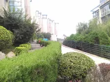 地理位置优越 洋房 大落地窗 精装修 拎包入住