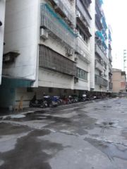 单位房停车方便生活成本低近地铁临近湘雅附二