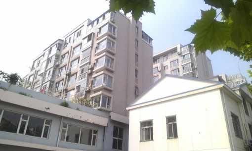  �����̲԰1��1��1���ϱ�����1900.00Ԫ/�³��� 