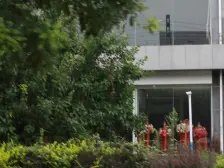 半岛蓝湾电梯好楼层毛坯房两室看房提前联系