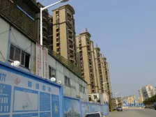 房屋采光通风,户型方正。生活配套完善。