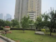 星海广场 莲花山城堡 尊享舒适型大三室