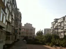 一种南山路+距离近+离市场近+生活便利