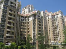 福海路星河城小区 精装修一室 七十年产权 满二年