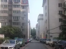 湖畔小区,精装修,南北户型,交通便利,配套设施齐全