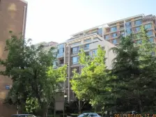 封闭小区2楼 全明户型好 采光好 中 心位置装修保持好