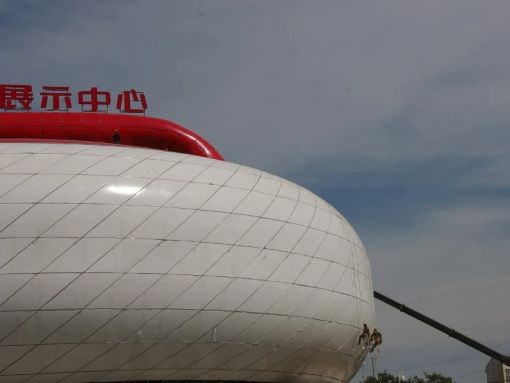  �������ڴ����ó�2��1��1���ϱ�����2200.00Ԫ/�³��� 