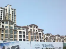 小高层 精装修 一梯三户,中间楼层,无遮挡,采光好。