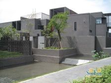 万科大社区~临深精装修别墅~带花园、车位