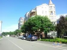 毛坯一线海景,随意改造。看房方便,价格看好了可聊