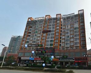 斑马湖畔南北通透大阳台大三房居家精装可拎包入住