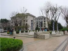 距离金石滩轻轨站六百米,绿化如景点,品质洋房小区!