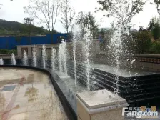 芝水玺山花园 5室3厅 南 北