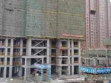 新上房源,精装修可拎包入住,诚意出售!